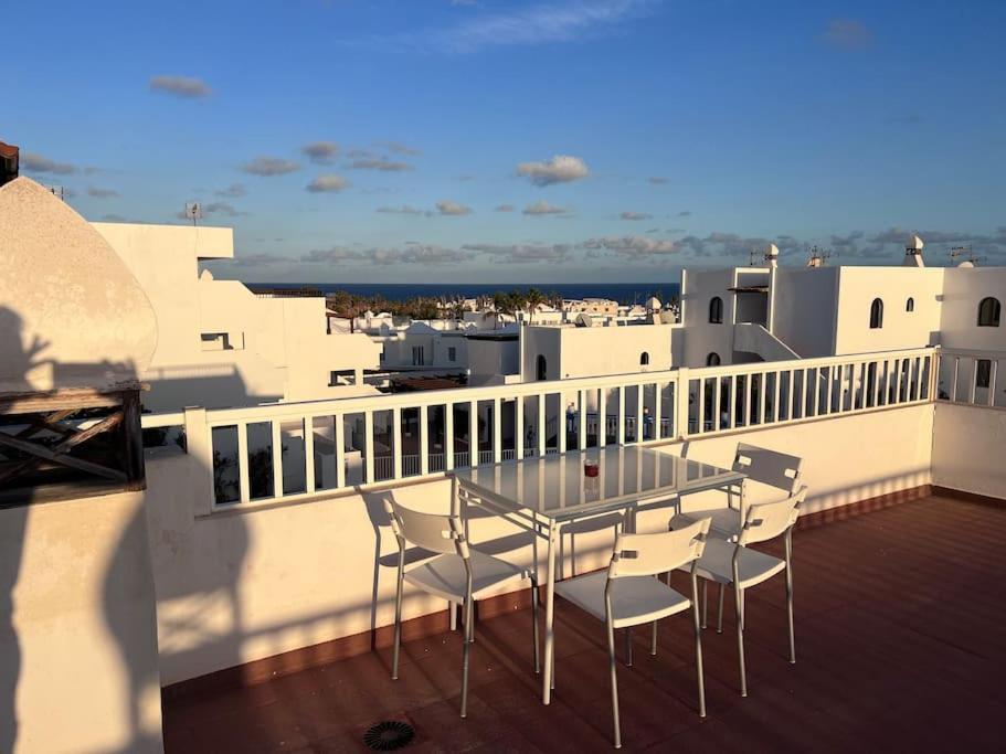 Apt 360º Panoramic View 科斯塔特吉塞 外观 照片