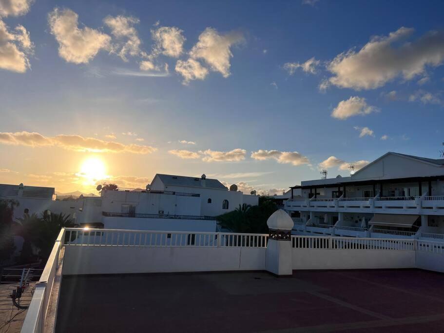 Apt 360º Panoramic View 科斯塔特吉塞 外观 照片